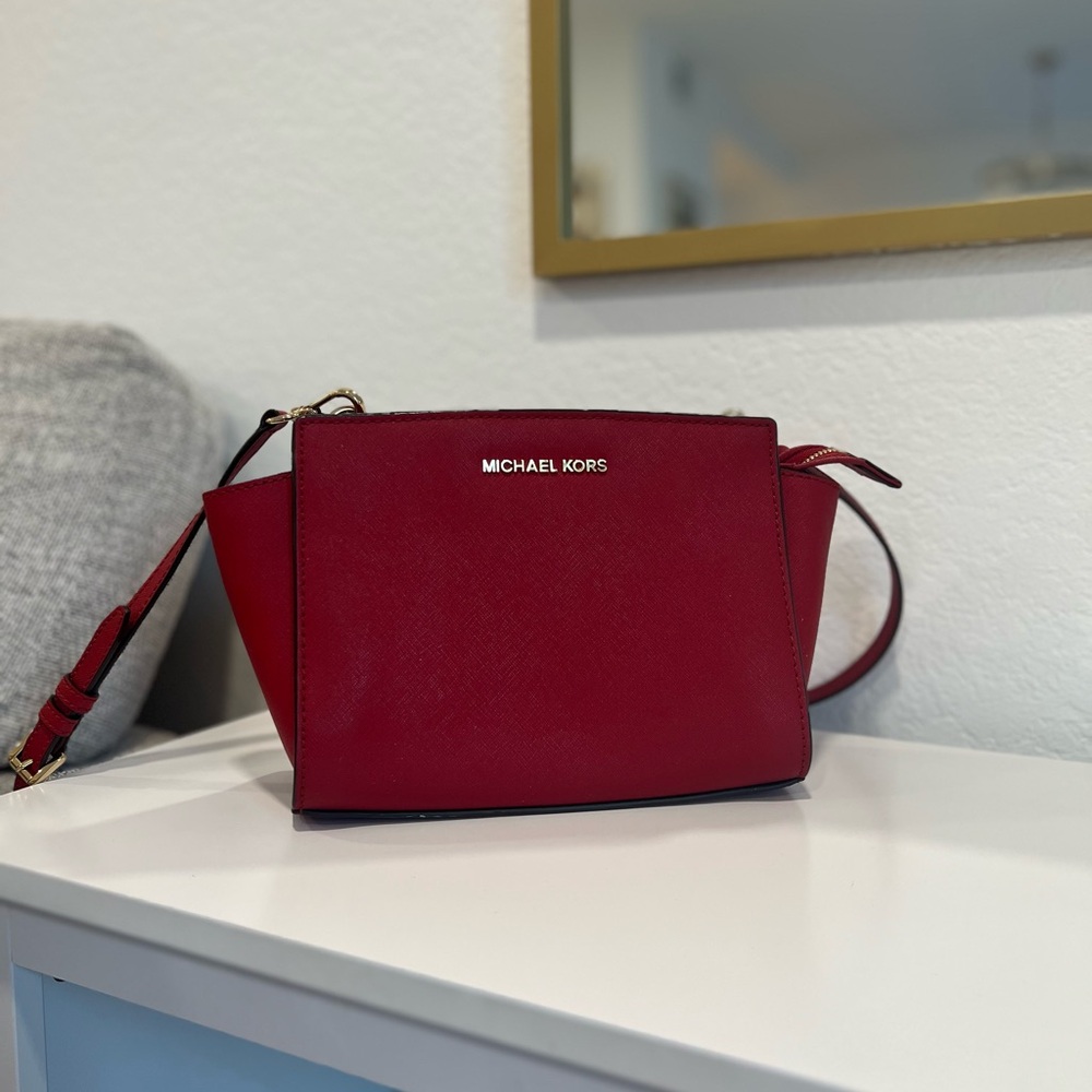 Michael Kors Red Crossbody bag